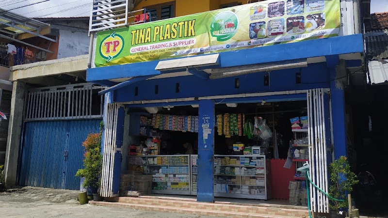 Plastik Berkualitas, Harga Terjangkau di Cilacap: Toko Plastik Dan Bahan Roti Taqwa
